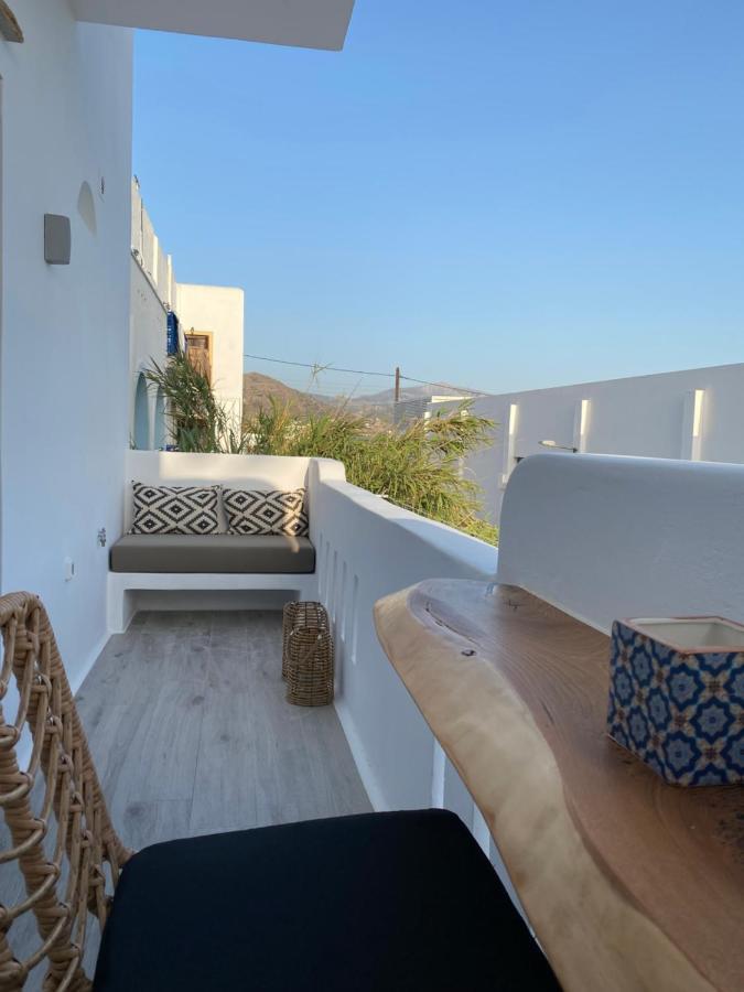 Konstantza'S Superior Suite Naxos City Екстериор снимка