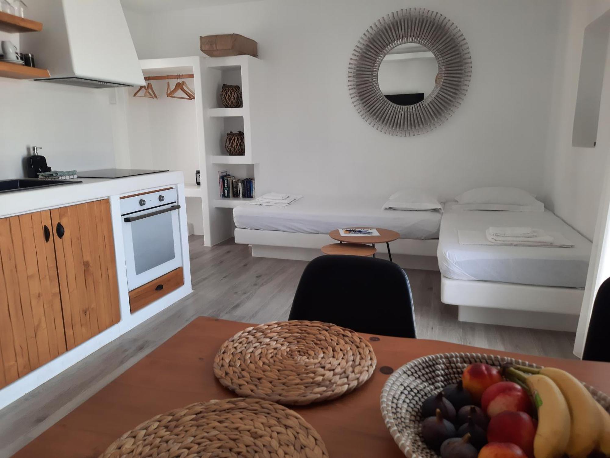 Konstantza'S Superior Suite Naxos City Екстериор снимка